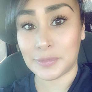 Meet your Posher, Consuelo